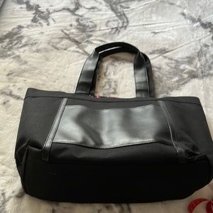 NWOT Lancôme travel tote w pocket